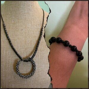 Elegant Black Necklace and Bracelet Set